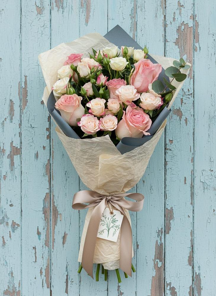 Букет цветов из: Розы в Новозаведенном