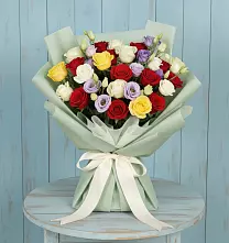 Букет цветов из:  Розы #REPLACE_PRED# Новозаведенном