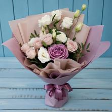 Букет цветов из:  Розы и Лизиантусы в Новозаведенном