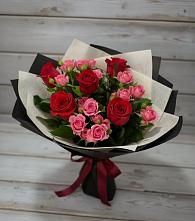 Букет цветов из:  Розы в Новозаведенном